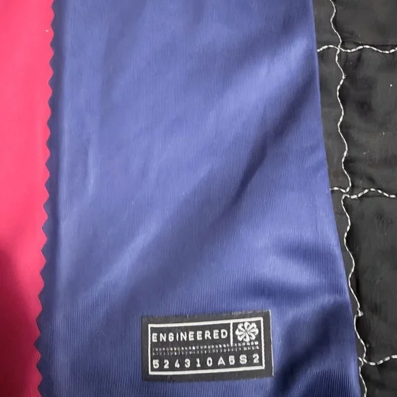 Nike Kids FC Barcelona Pink & Blue Home Jersey - Picture 2 of 5